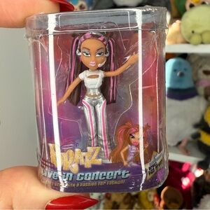 Bratz Live in Concert Yasmin mini-doll